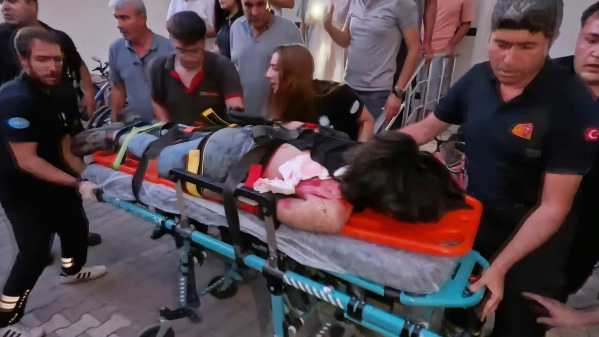 Asansör Kabini Düştü! 2 Kişi Ağır Yaralandı (4)
