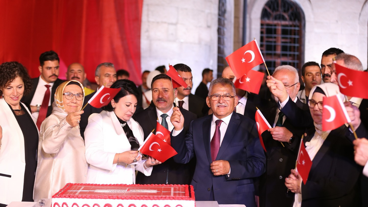 Başkan Büyükkılıç, 30 Ağustos Zafer Bayramı Resepsiyonuna Katıldı (6)