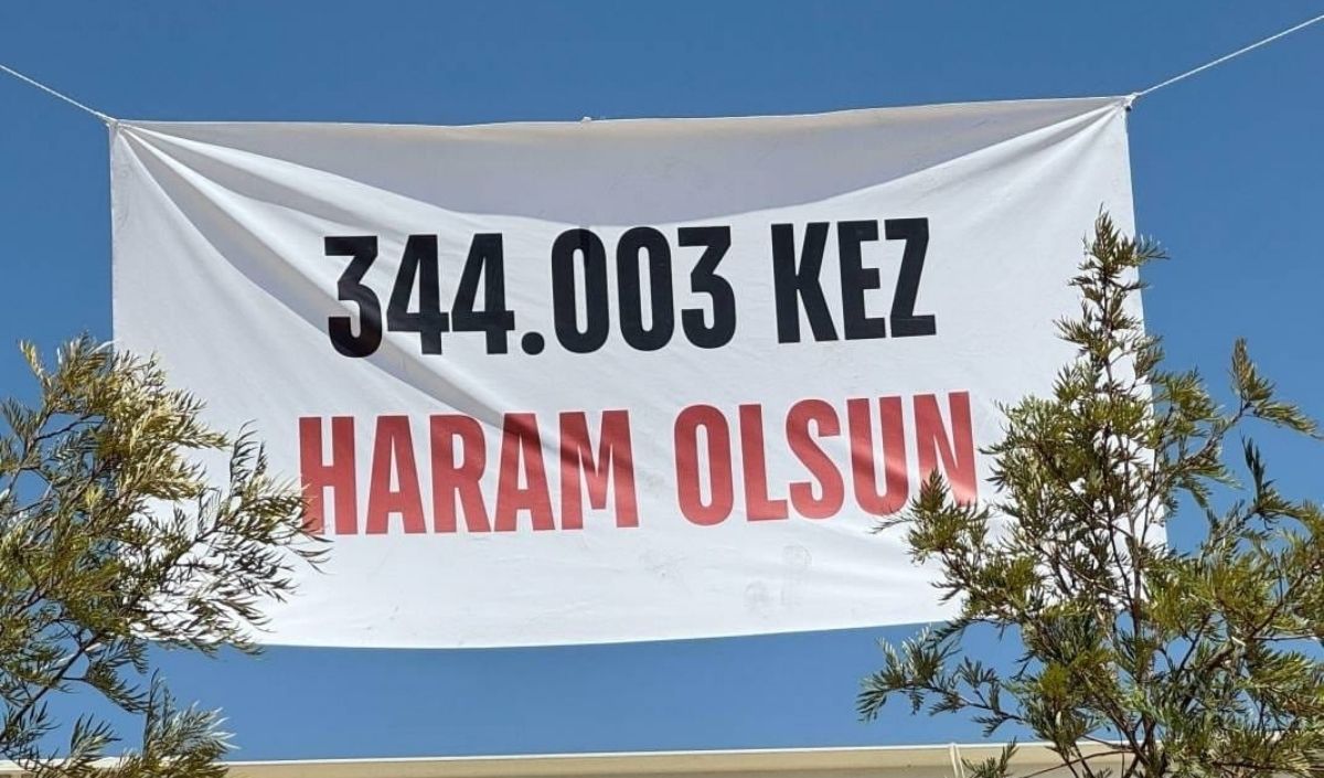 Chp Mitingine Çerçioğlu Pankartları Damga Vurdu! “Halktan Aldın, Saraya Sattın” (3)-1