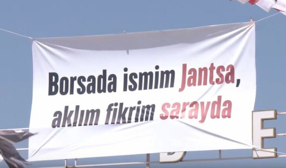 Chp Mitingine Çerçioğlu Pankartları Damga Vurdu! “Halktan Aldın, Saraya Sattın” (4)-1