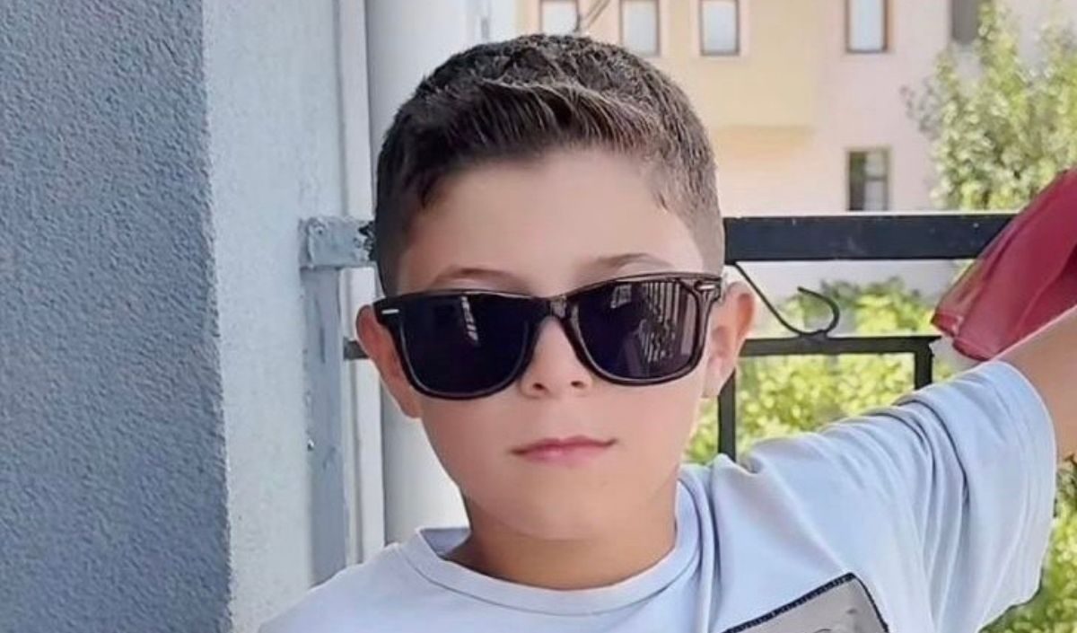 Evlerinin Önünde Katledildiler! Baba Ve Oğlu Son Yolculuğuna Uğurlanacak (2)
