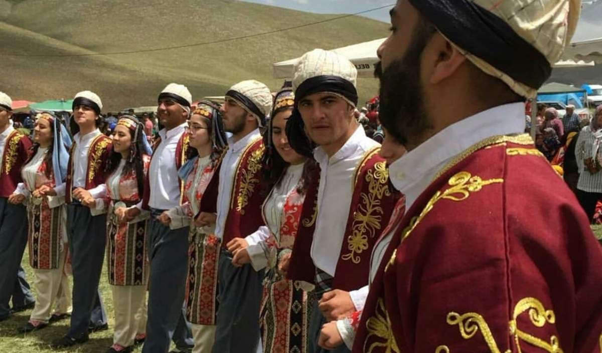 Halk Oyunları (1)