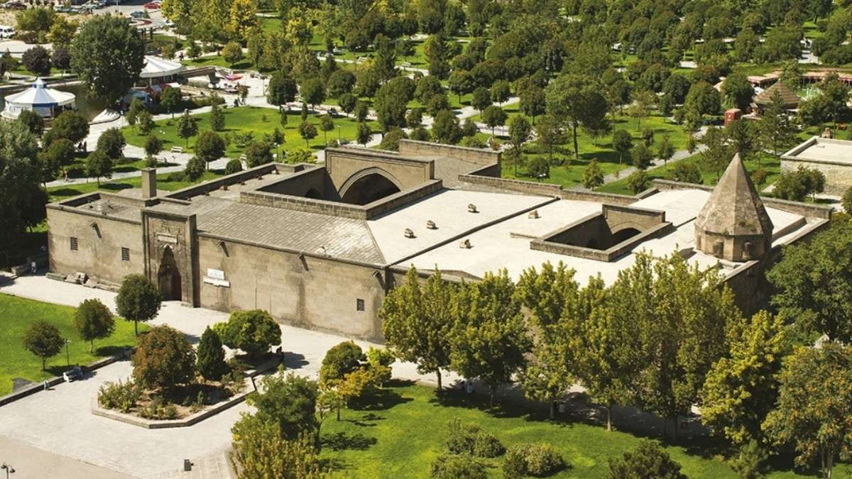Kayseride selçuklu eserleri