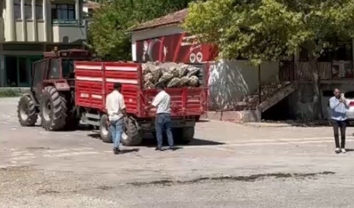 İlçe Başkanının Protestosuu (3)