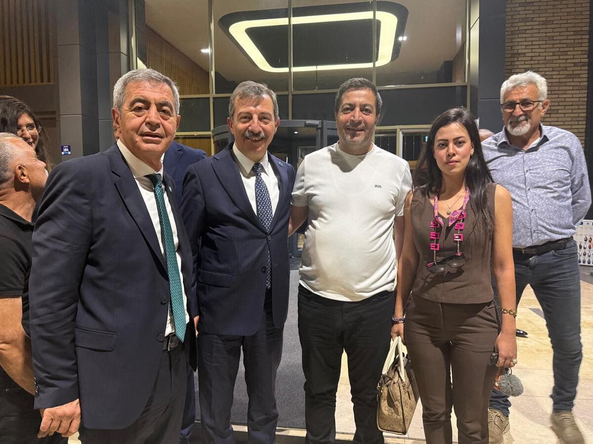 Iyi Parti (3)