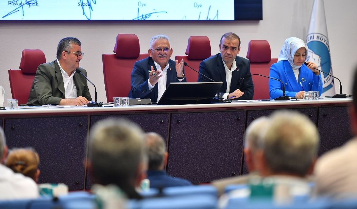 Kayseri Büyükşehir Meclisi’nden 104 Karar Ulaşım Desteği Ve Isim Değişiklikleri (1)