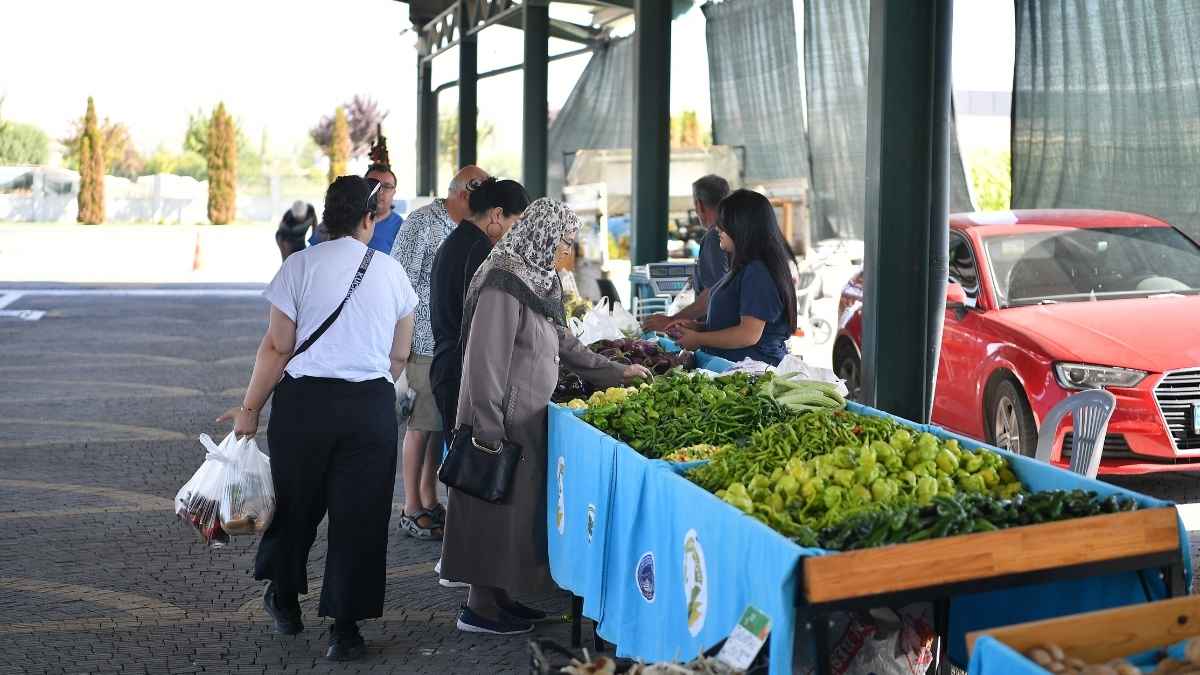 Kayseri’de Doğal Ürünler Pazarı Vatandaşları Bekliyor! (8)