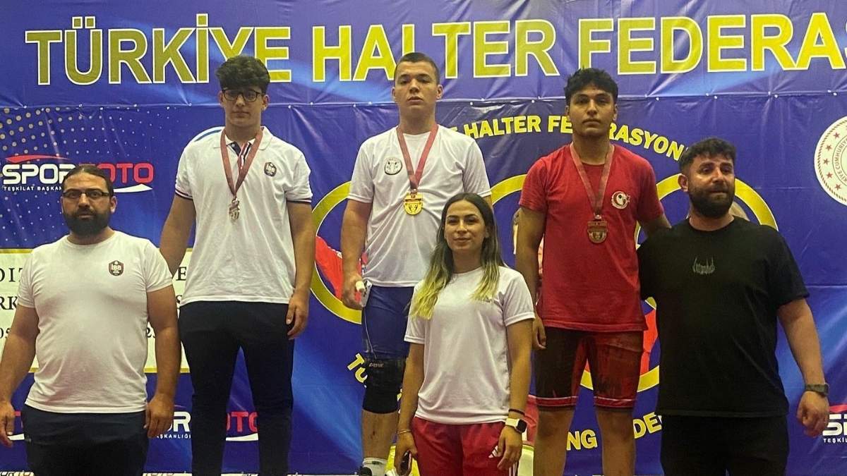 Kayseri’den Bir Türkiye Şampiyonu Daha! Halterde Çifte Zafer (5)