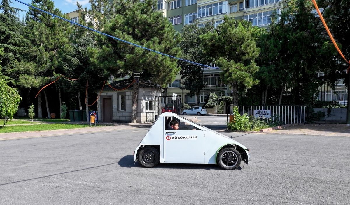 Kayserili Lise Öğrencileri Manas’tan Ilhamla 'Tulpar' Elektrikli Araç Üretti (4)