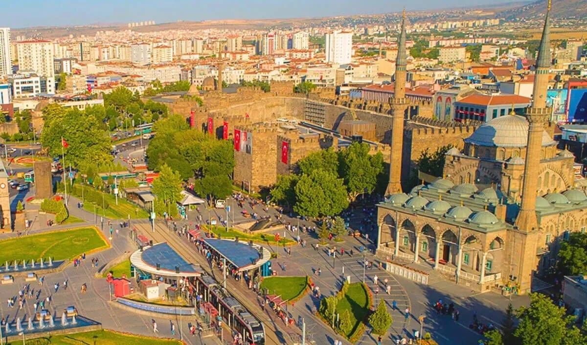 Kayserinin Melikgazi Ilcesinde 22Si Aciliyor 1 1