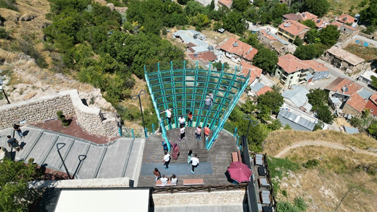 Kayseri’nin O Ilçesine Cam Teras Geliyor! (6)