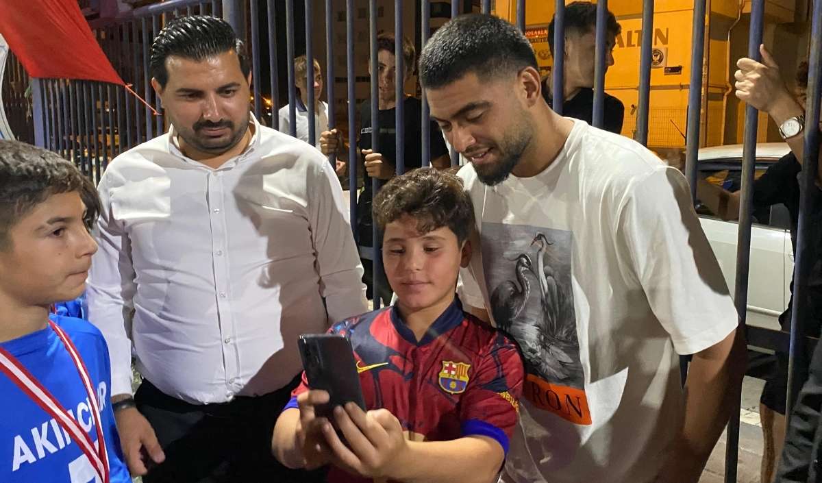 Kayserispor Bilal Bayazıt Öğrencilerle (2)