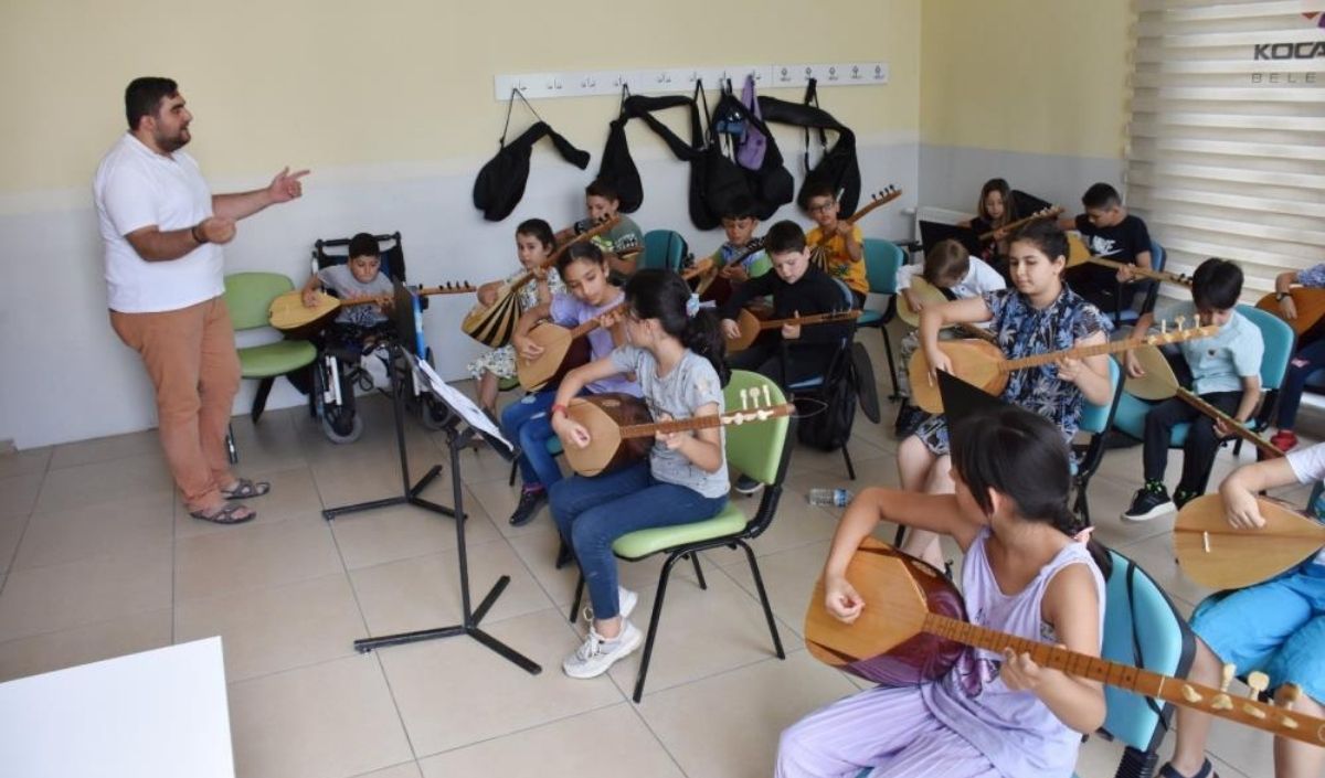 Kocasinan’da Eğlenerek Öğrenen Nesiller Yetişiyor (2)