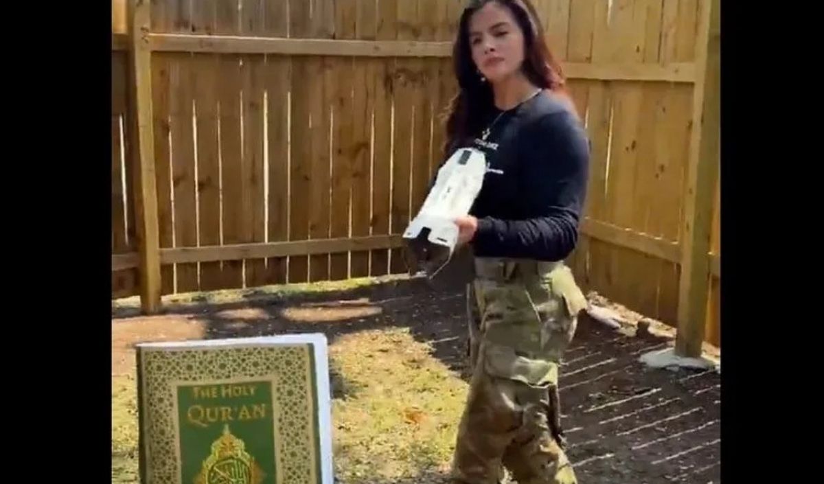 Kur’an I Kerim’i Yaktı Müslümanları Tehdit Etti! (1)