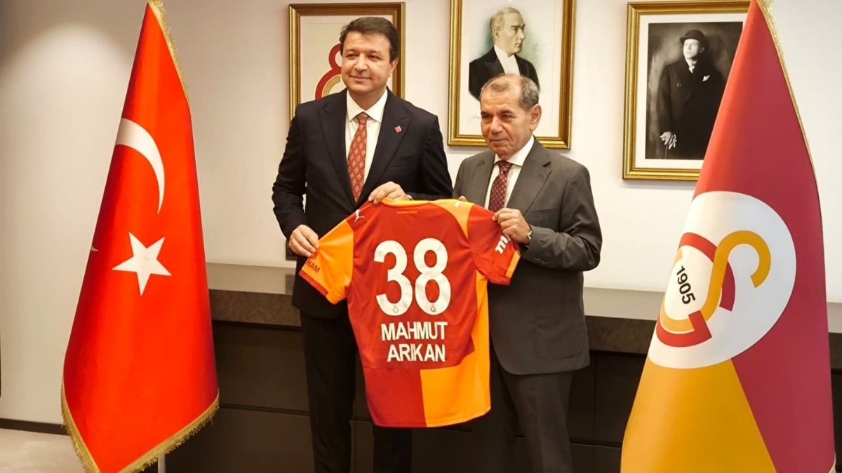 Mahmut Arıkan (4) Yılmaz Akansu