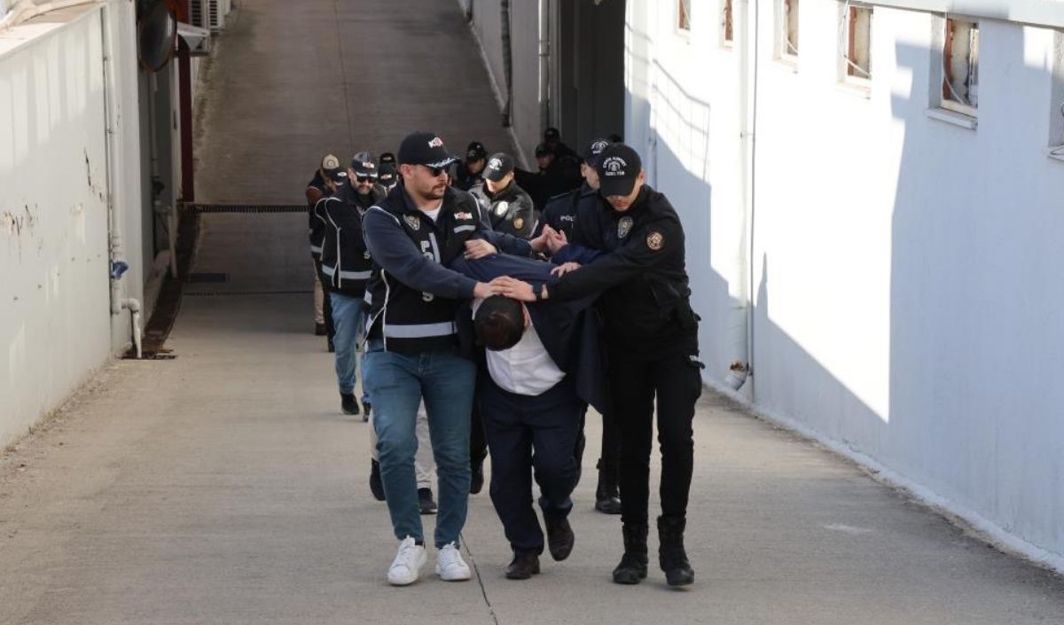 Özel Harekat Deposu Skandalı (2)