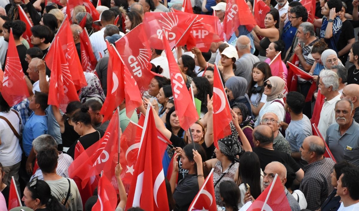 Özel O Mitingden Seslendi! 'Seçim Sandığı Gelecek, Türkiye Kazanacak' (4)