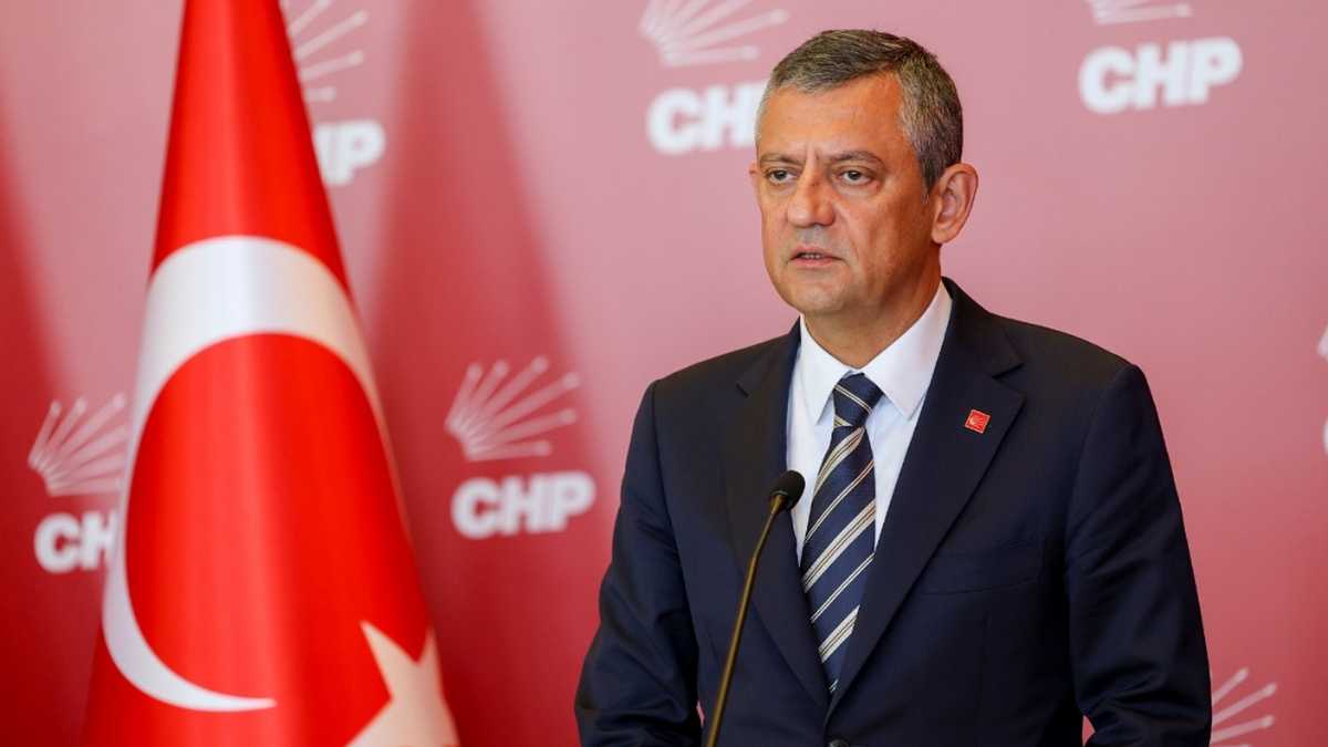Özgür Özel