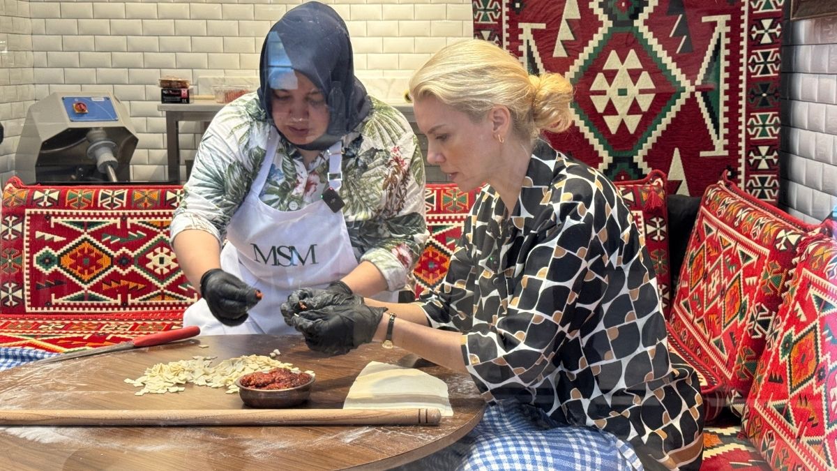 Pelin Çift’ten Kayseri’nin O Merkezine Övgü Dolu Sözler (3)