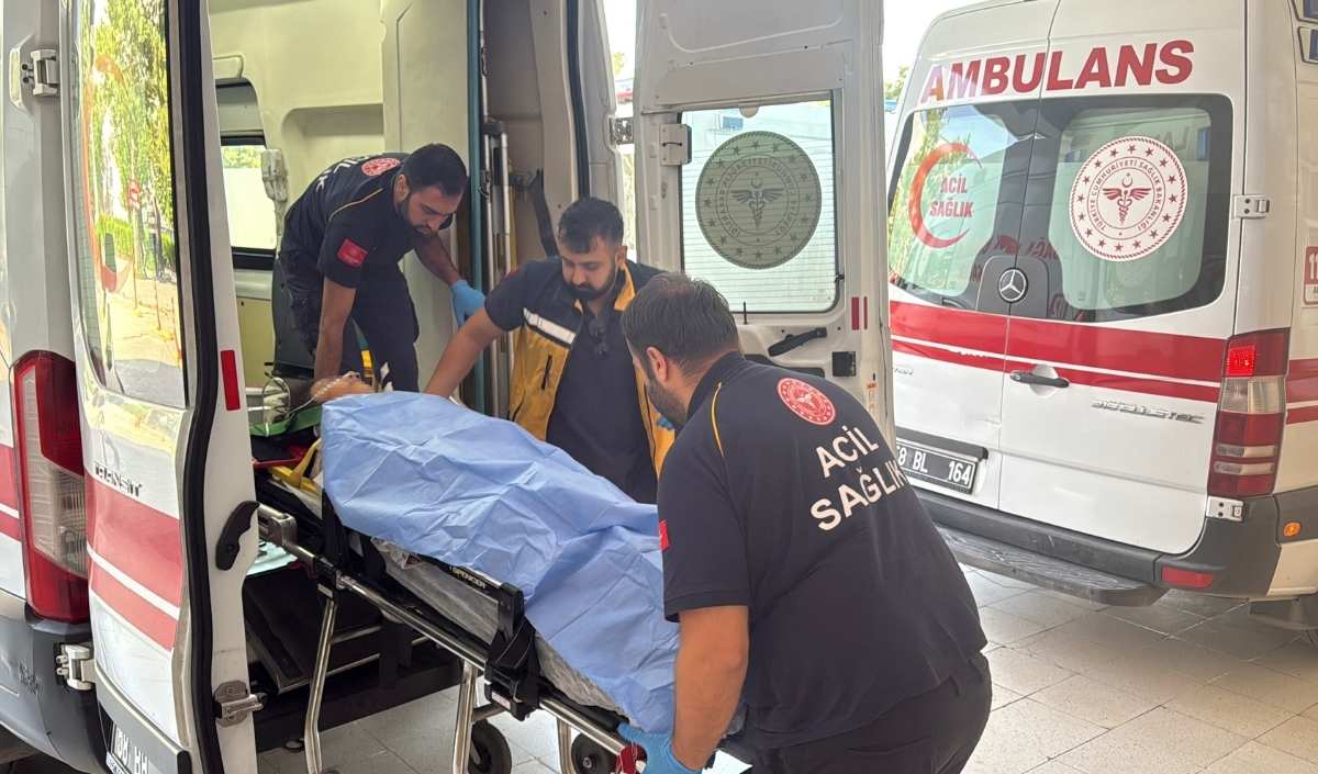 Tarım Işçilerini Taşıyan Minibüs Uçuruma Yuvarlandı 3 Ölü 18 Yaralı (2)