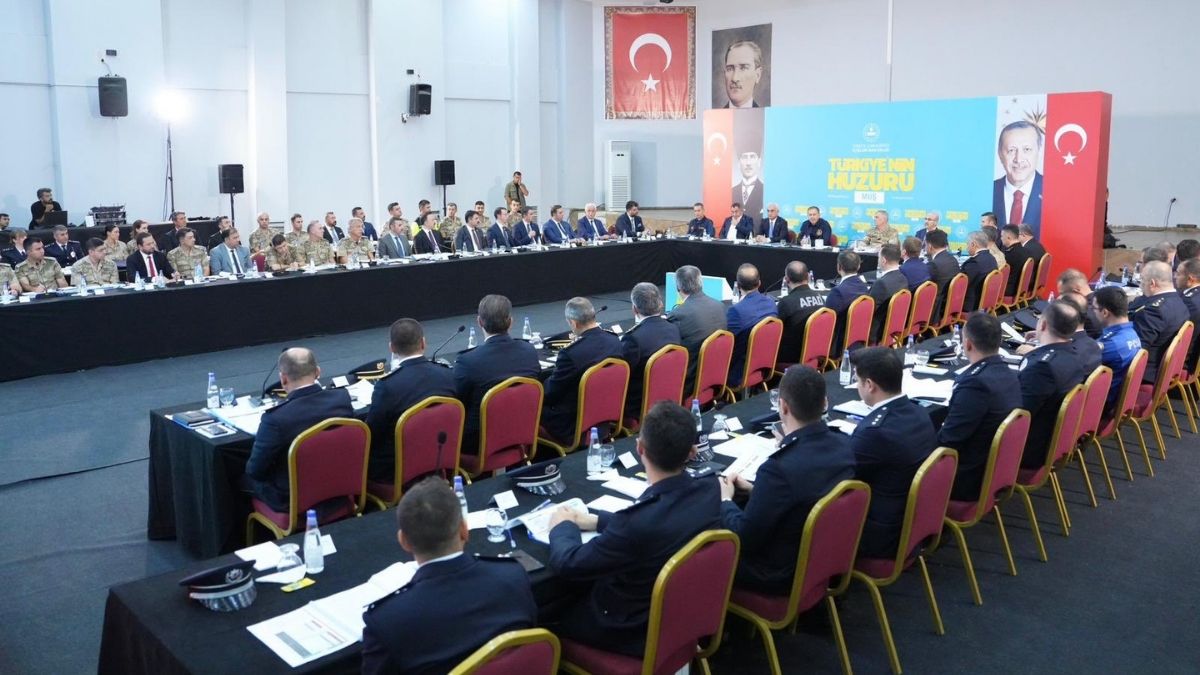 Yasa Dışı Bahis Operasyonlarında 2 Bin 400 Kişi Tutuklandı! (3)