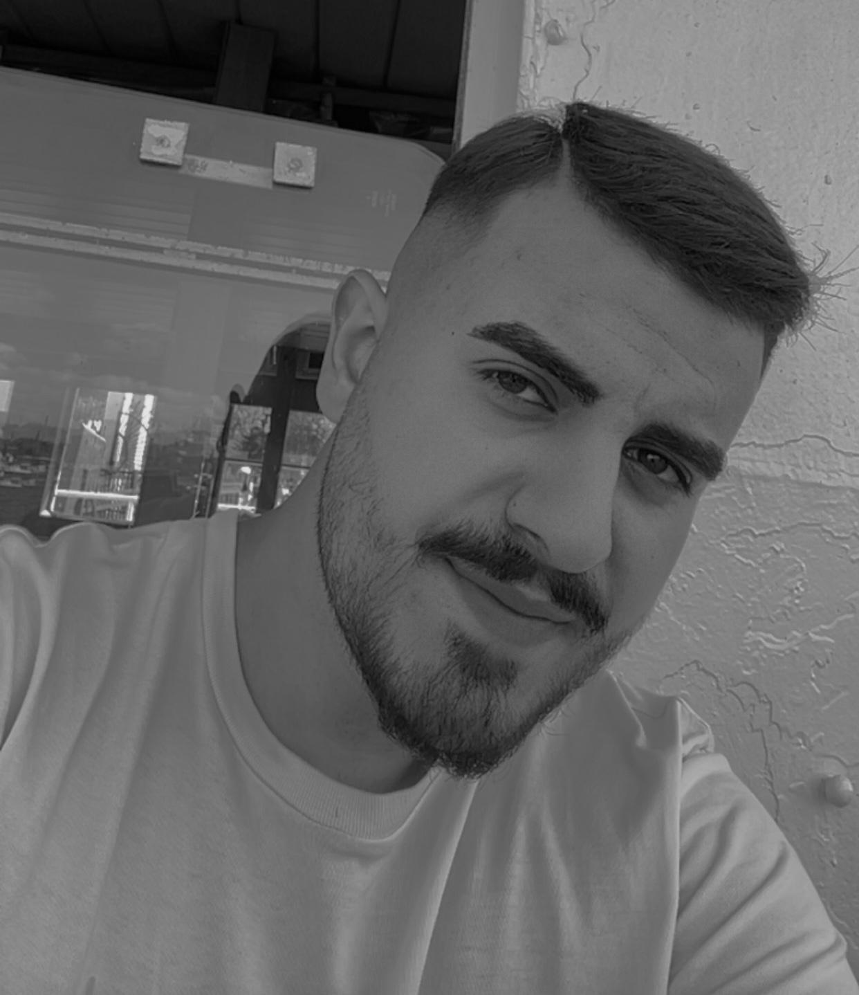 Enes Özcan