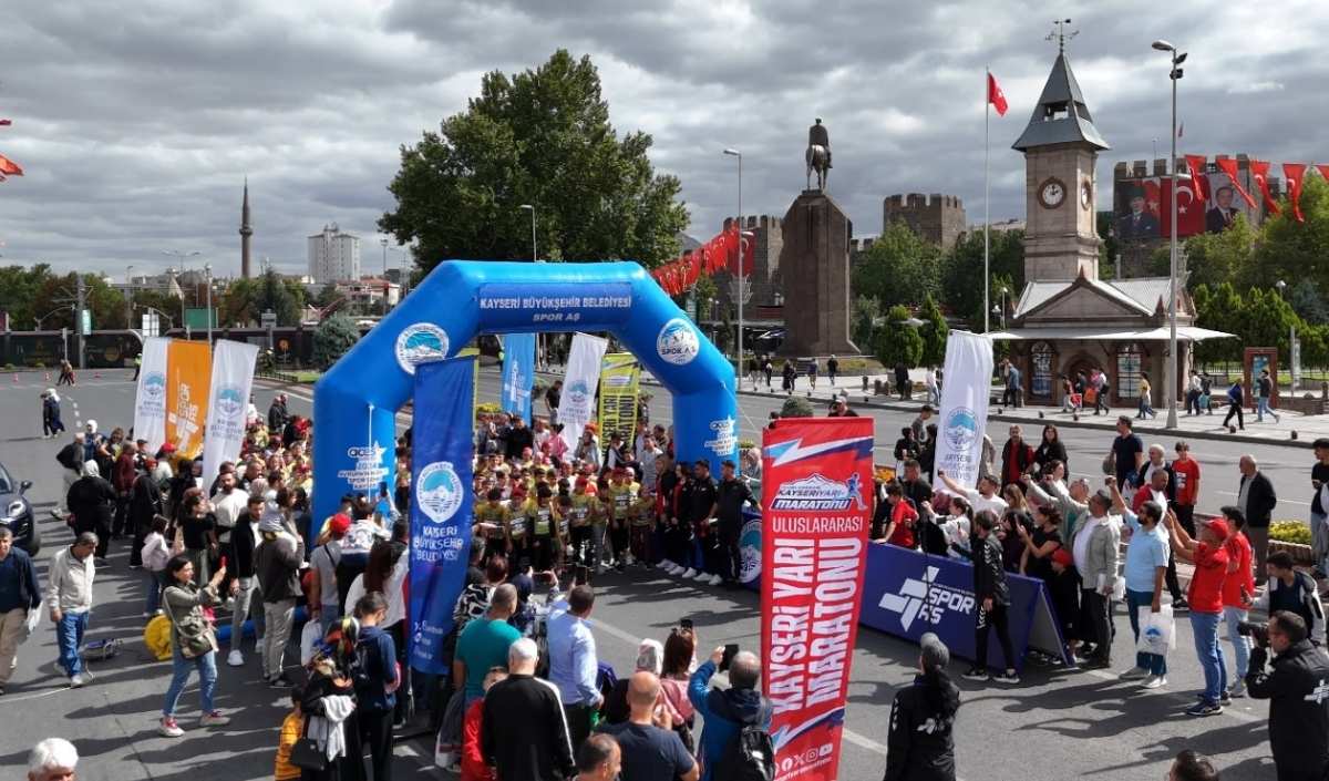 1 Milyon 864 Bin Tl’ Ödüllü Uluslararası Kayseri Yarı Maratonu, (2)