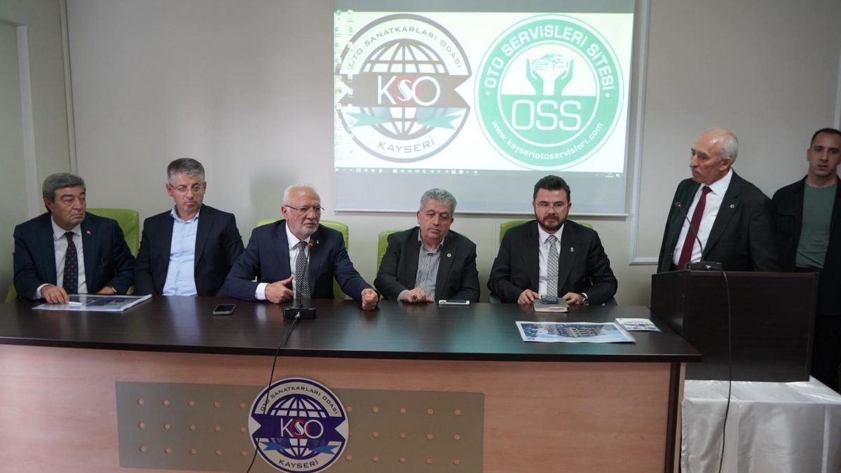 Ak Parti Esnaf Bulusmasi (5)