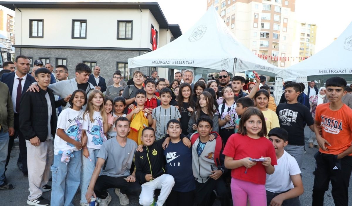 Akıl Küpü Kütüphanesi Açıldı! (2)