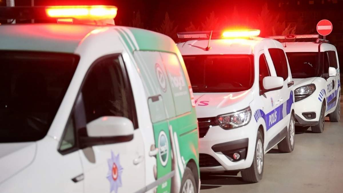 Aksaray Sokak Ortasinda Kavga (3)
