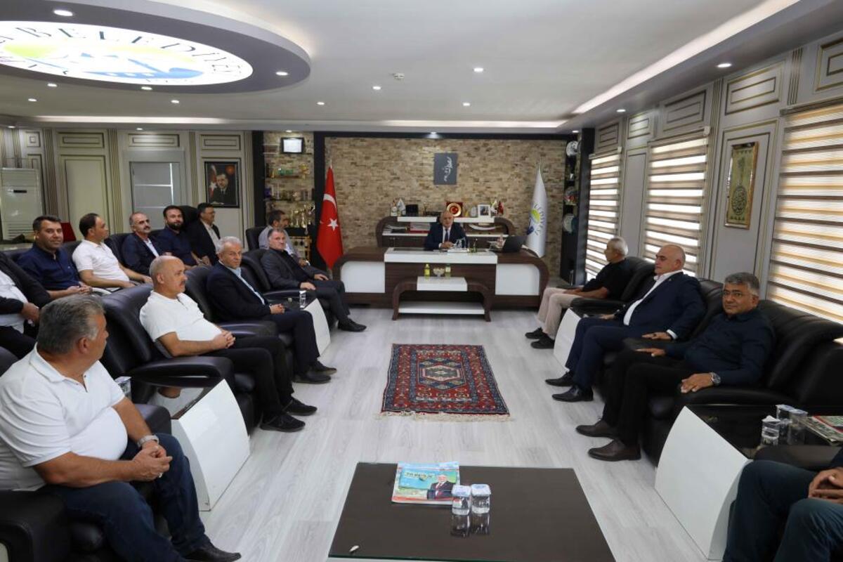 Yahyalı esat öztürk