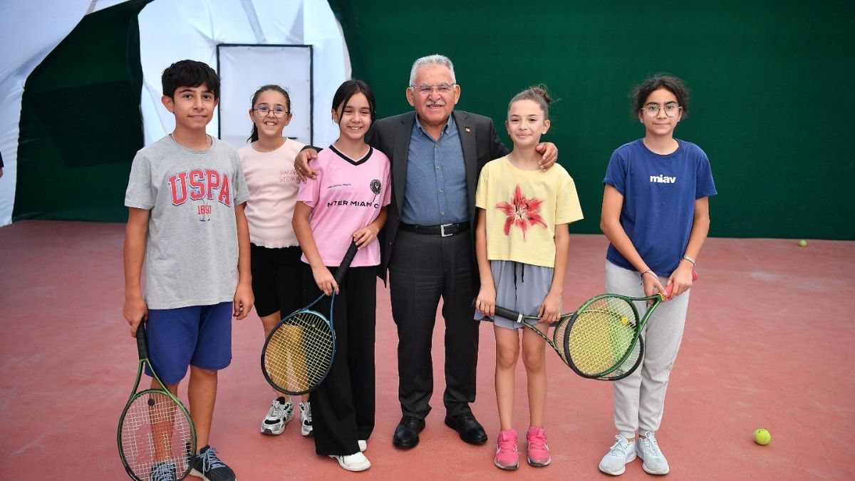 Balon Tenis Kortlarına Ziyaret (4)