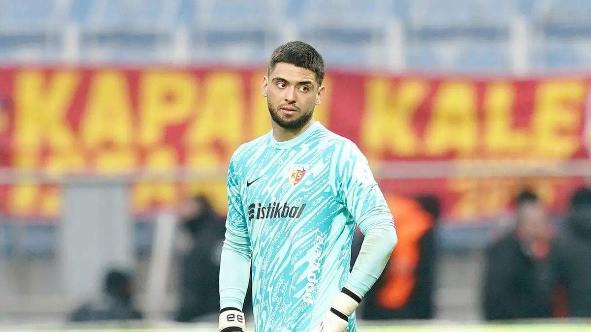 Bilal Beyazit Takımda Kalıyor (2)