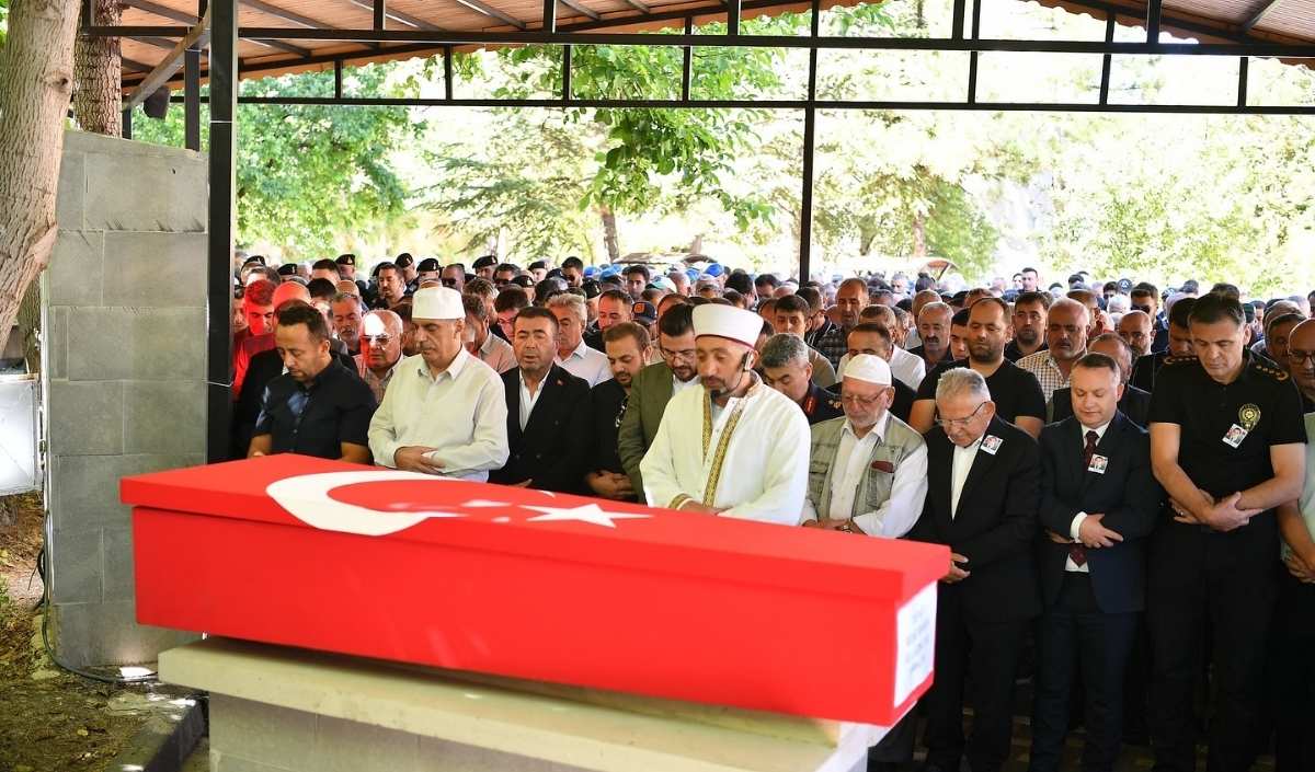 Bünyan Gazi Cenazesi (1)