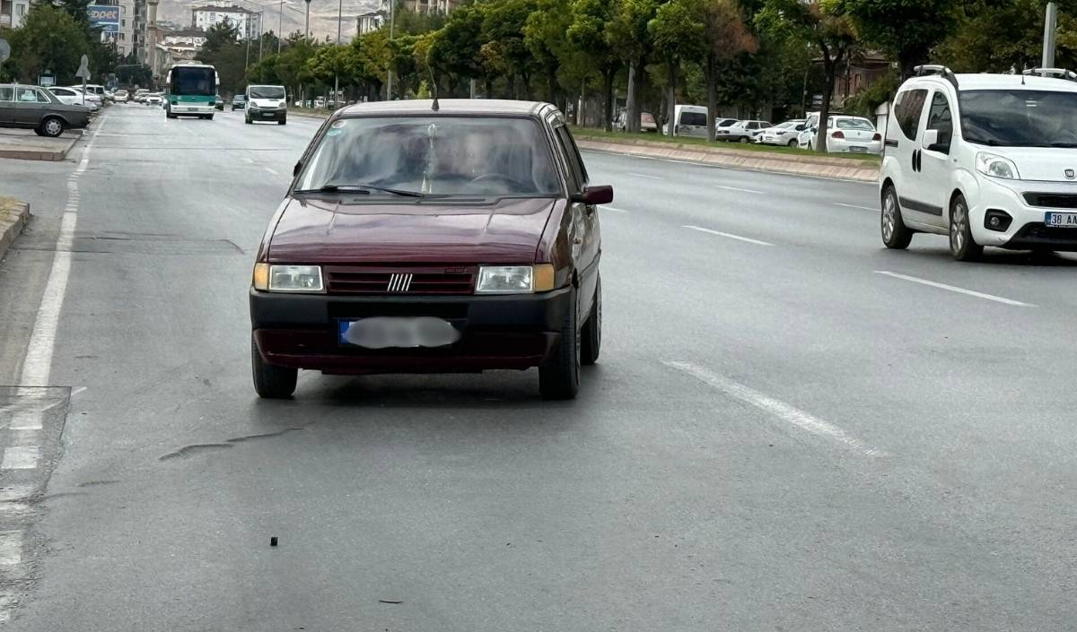 Erkilette Otomobil Ile Motosiklet Çarpıştı (2)