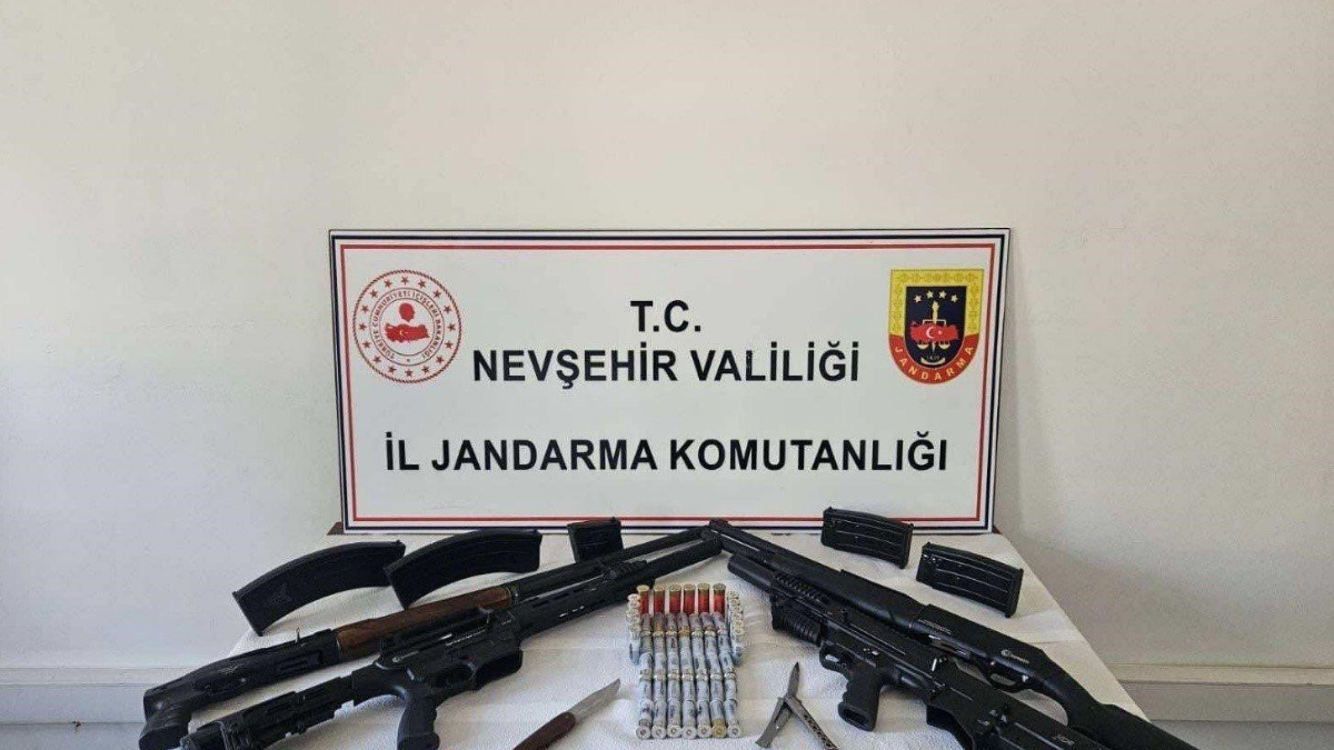 Evden Cephane Çıktı (1)