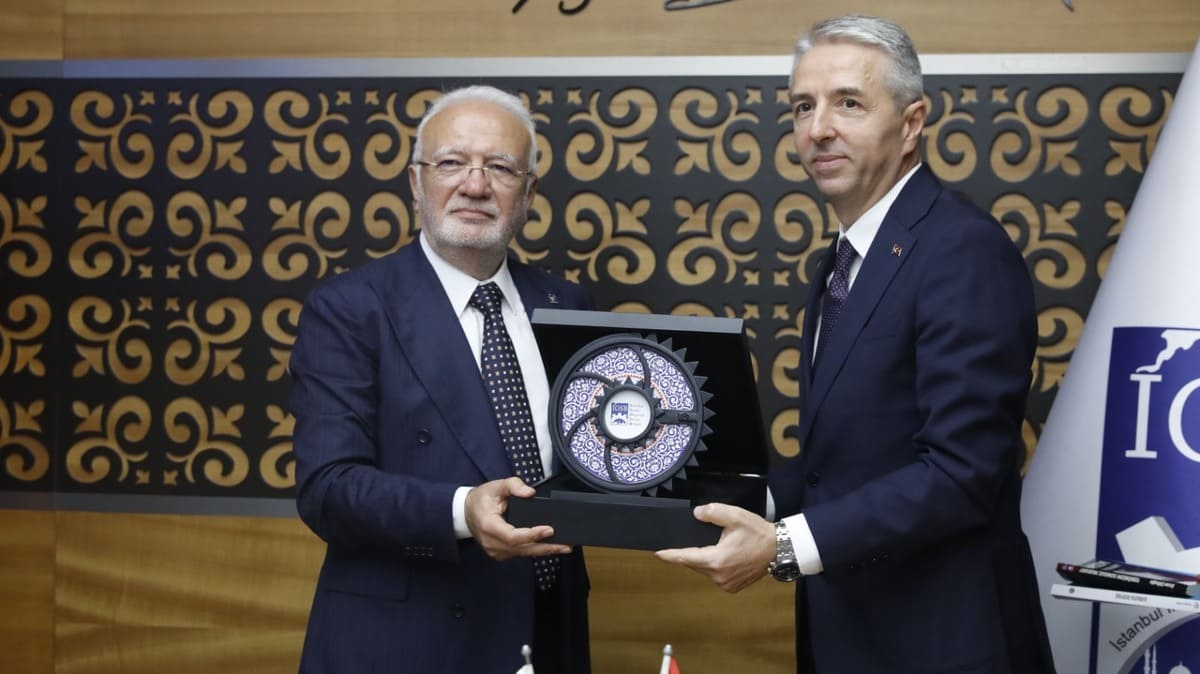 AK PARTİLİ elitaş