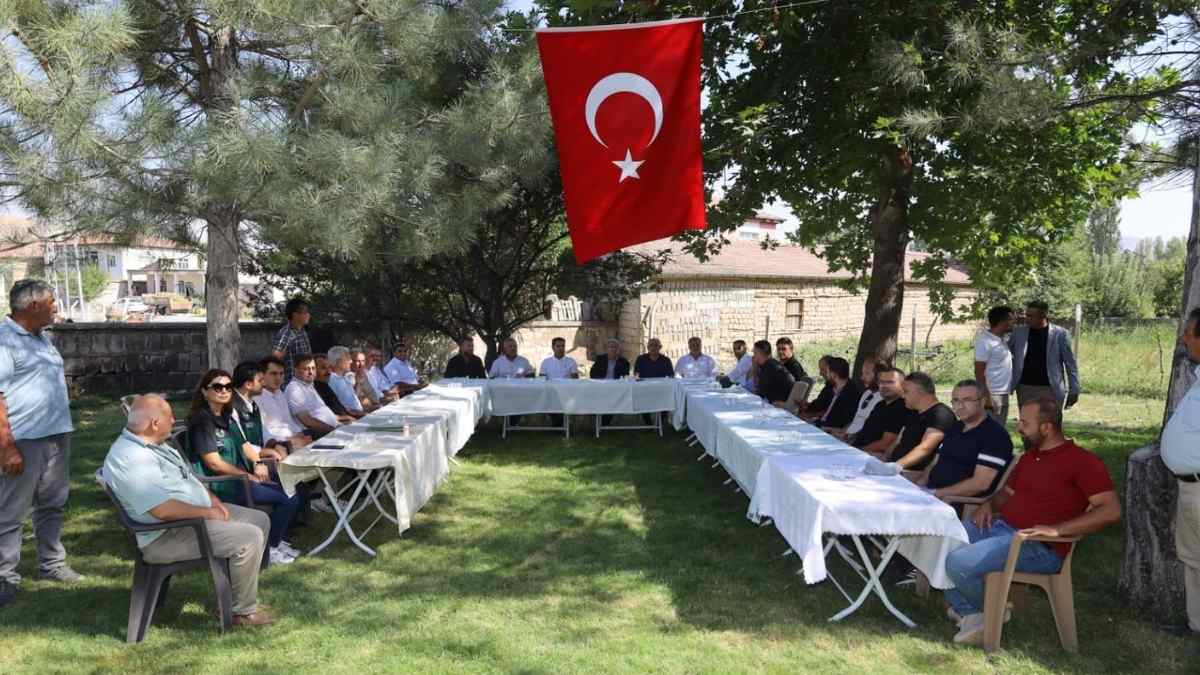 yahyalı ilçesinde çiftçilere bilgilendirme
