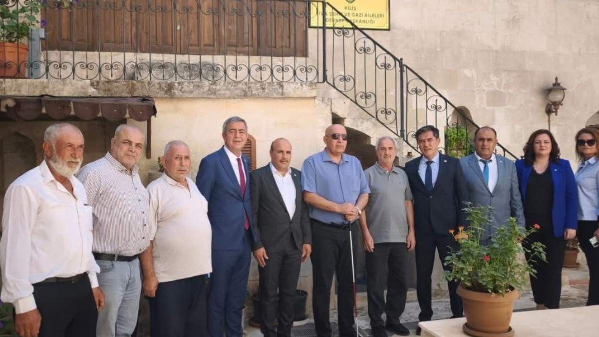 iyi partiden ziyaret