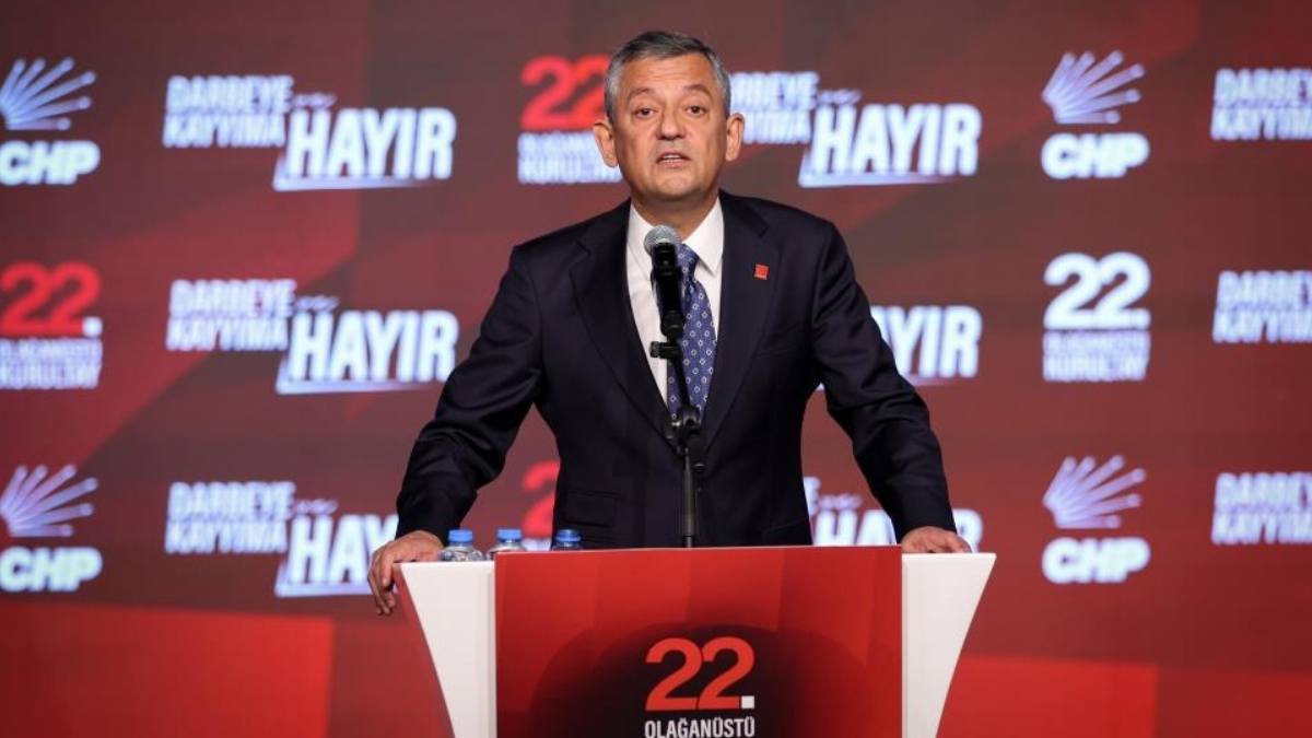 CHP OLAĞANÜSTÜ KURULTAYI