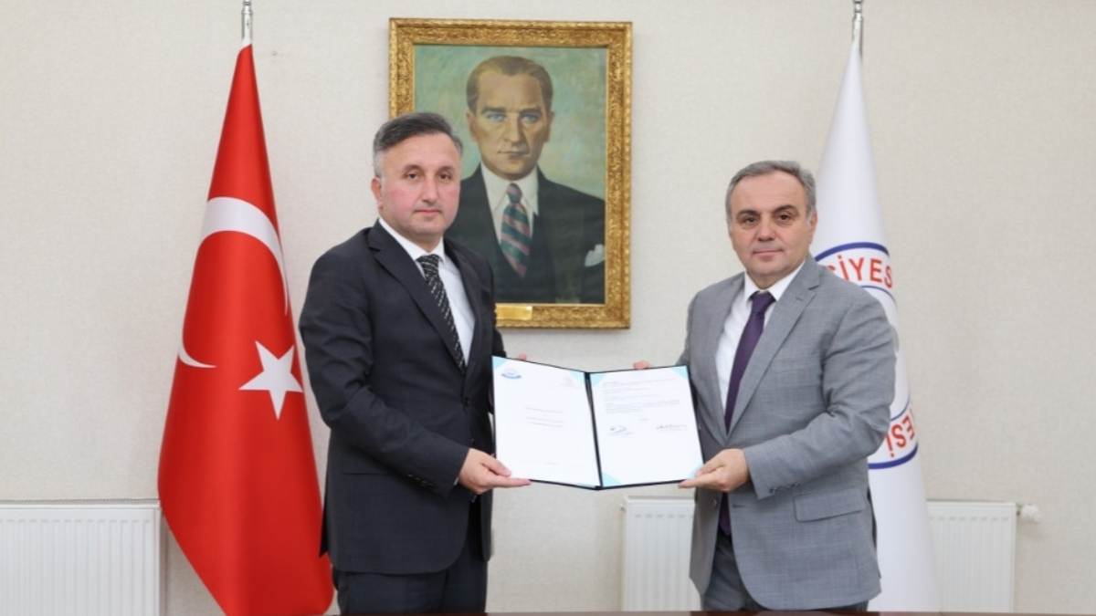 erü de iki protokol imzalandı
