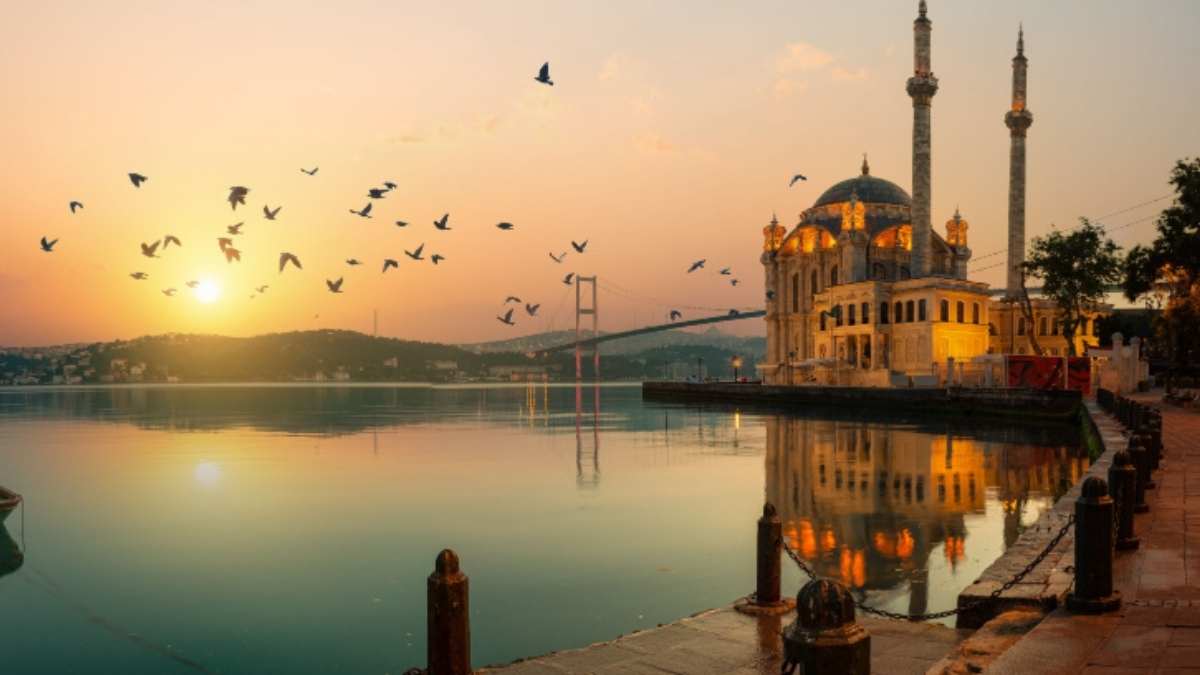 kültür ve turizm bakanı mehmet nıri ersoy