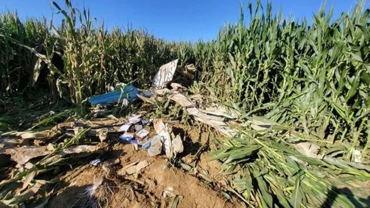 İzmir’de Eğitim Uçağı Düştü Berfu Hatipoğlu Hayatını Kaybetti (3)