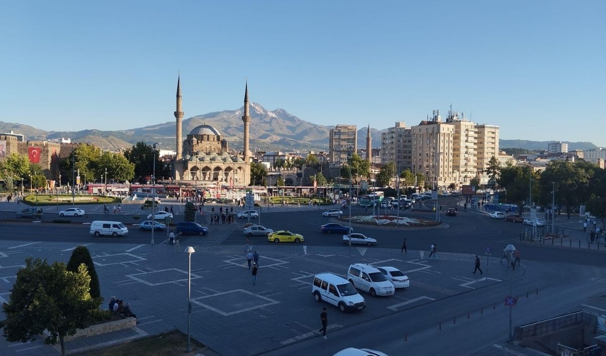 Kayseri Eylül’de Sıcak Hava Dalgasıyla Karşı Karşıya İşte Haftalık Hava Durumu (1)