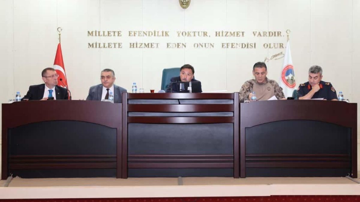 Kayseri Vali Cicek Karayollari (4)