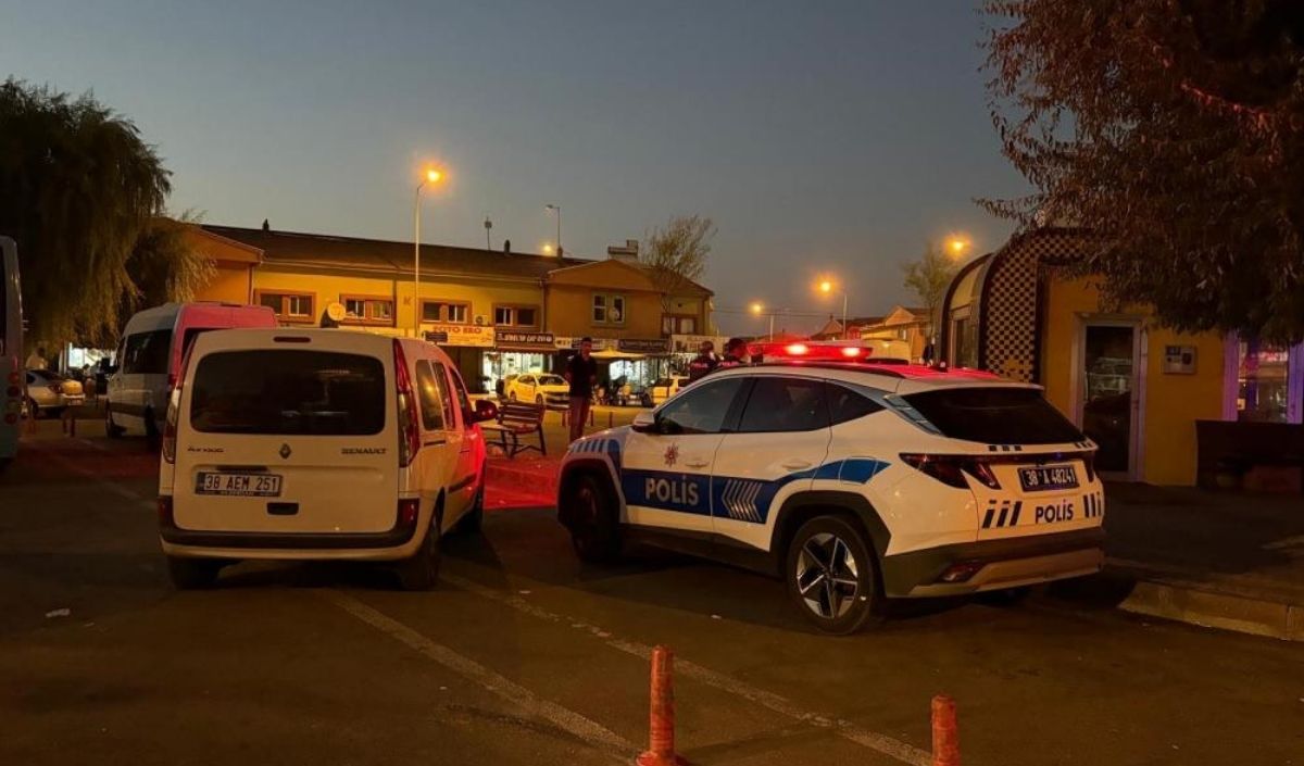 Kayseri'de Bıçaklanan Taksi Şoförü Hayatını Kaybetti (2)