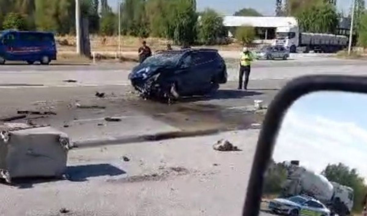 Konya'da Takla Atan Cip Sürücüsü Hayatını Kaybetti (2)
