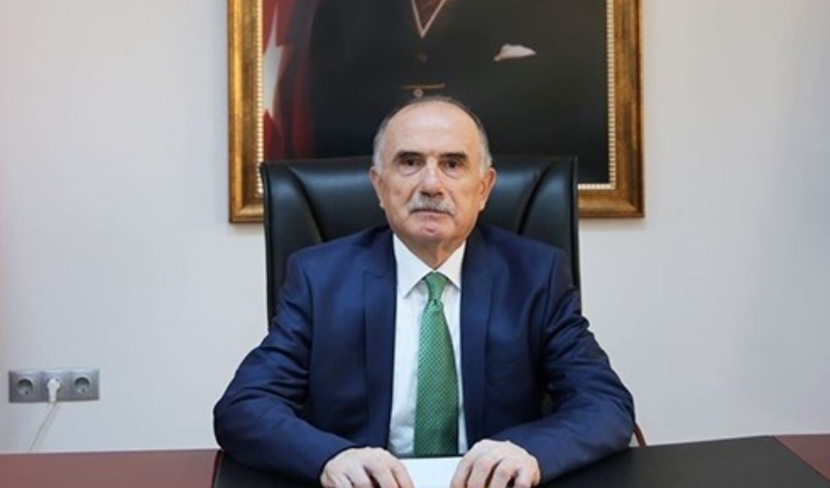 nuh naci yazgan