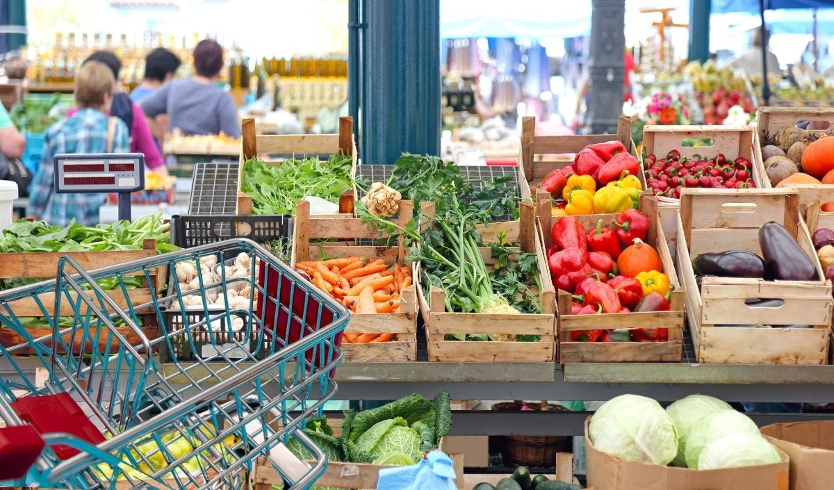 Marketler Pazar Günü Kapli Mi