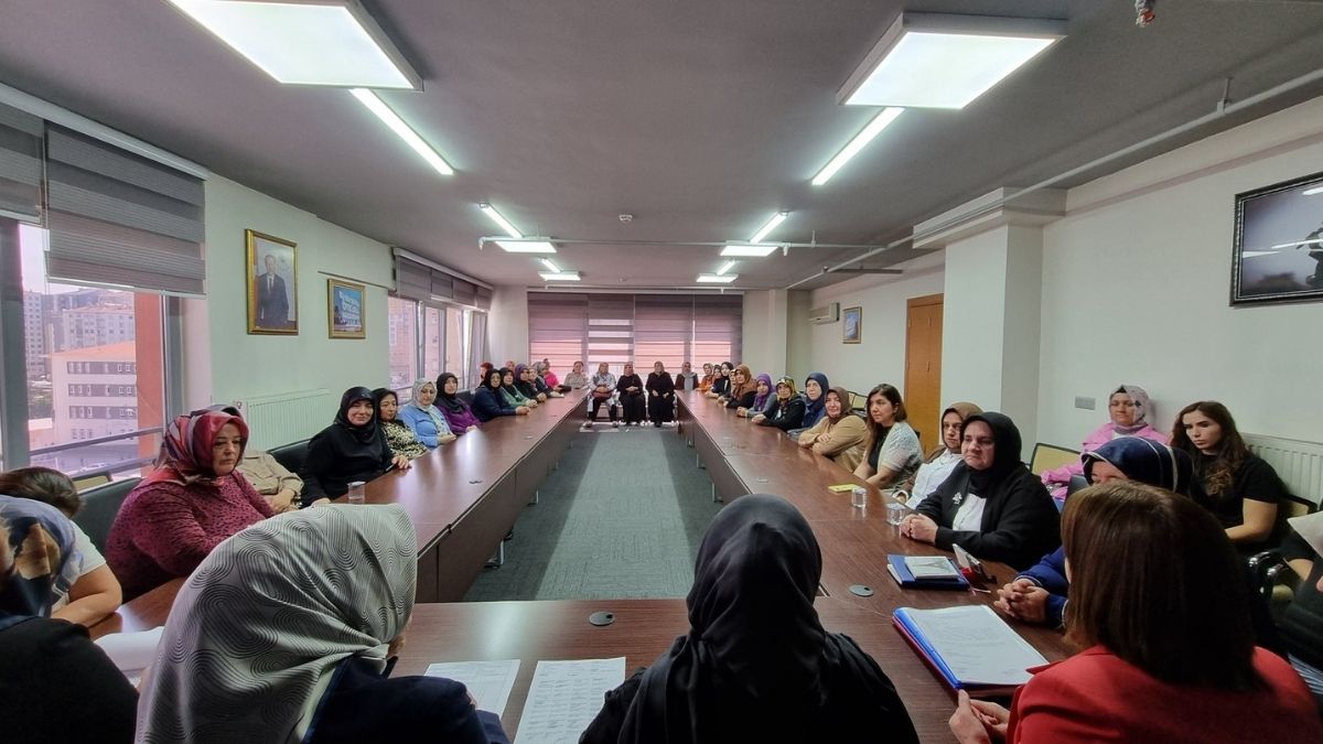 Meral Koşar Ilçe Ziyaretleri (5)